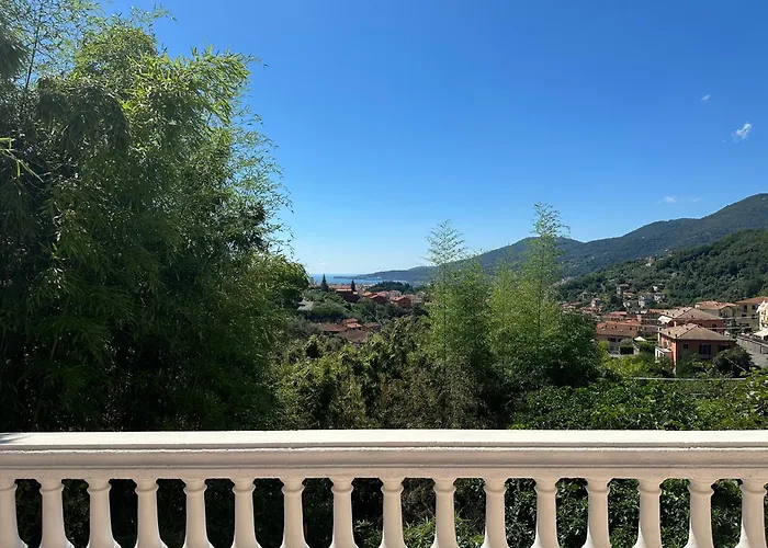 Marinasco 10 Pax By Villasretreats Villa